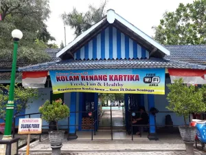 Kolam Renang Kartika - Foto 1